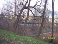Tady všude by měly stát nové obytné domy - pohled od západu (autor: Drahomír Bárta, 25. 12. 2014)