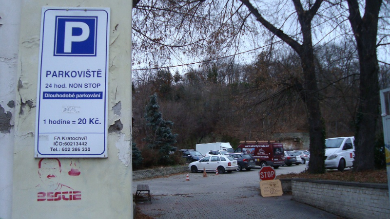Tomuto parkovišti hrozí zánik (autor: Alan Jeřábek, 9. 1. 2015)